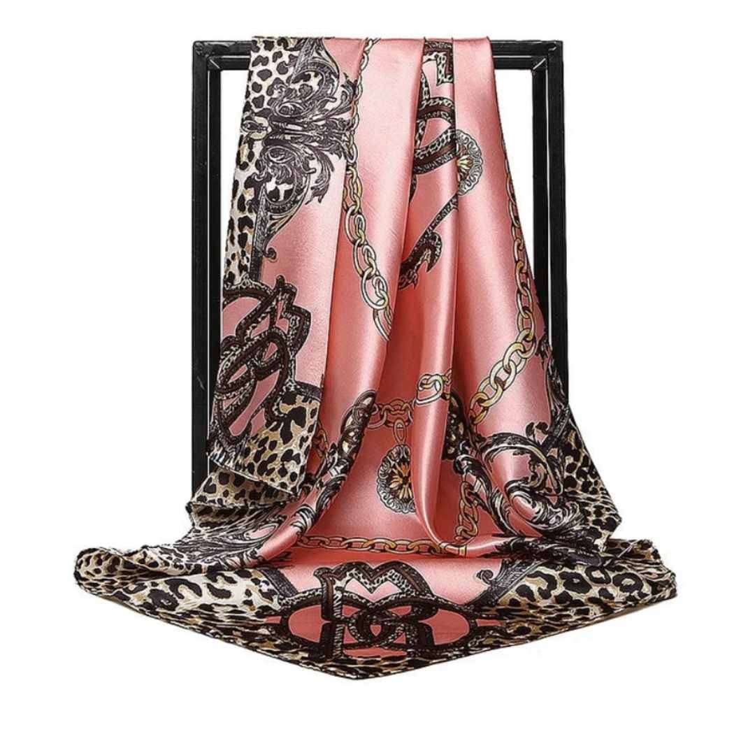 Satin skjerf Leo 90cm x 90 cm LØW