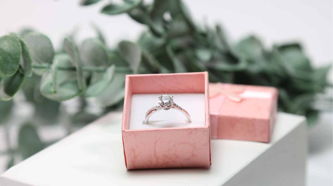 Moissanite vs diamant – hva er egentlig forskjellen?