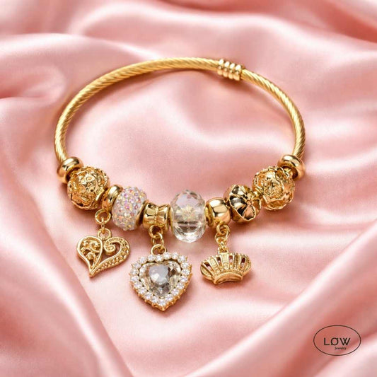 Hvordan starte et charmsarmbånd? Ferdig fylte charms armbånd fra LØW Jewelry