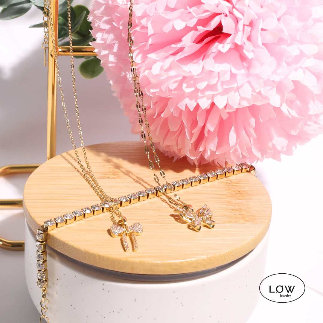 Kan du sove med smykker? Les forklaringen fra LØW Jewelry her