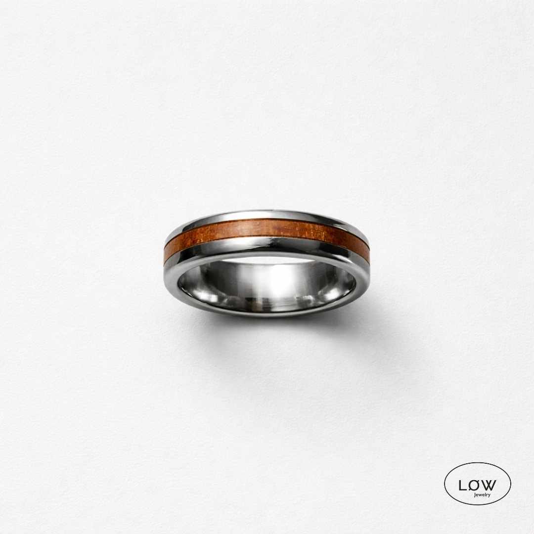 Alden Wood Inlay Ring Steel fra LØW Jewelry