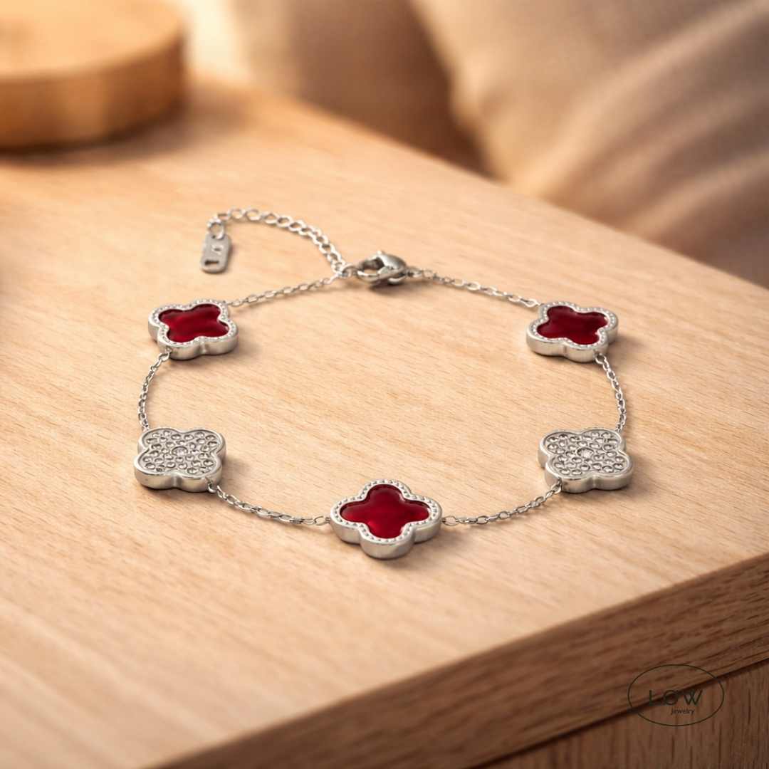 Firkløver Alternating Clover Zircon Bracelet – 18K White Gold fra LØW Jewelry 