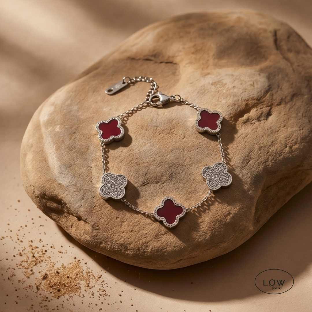 Firkløver Alternating Clover Zircon Bracelet – 18K White Gold fra LØW Jewelry 