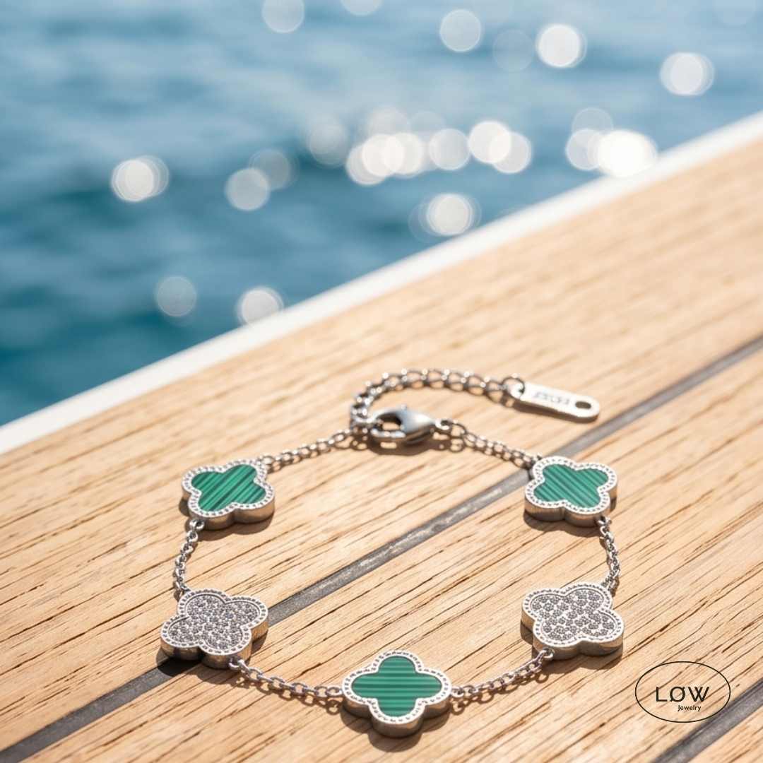 Firkløver Alternating Clover Zircon Bracelet – 18K White Gold fra LØW Jewelry 