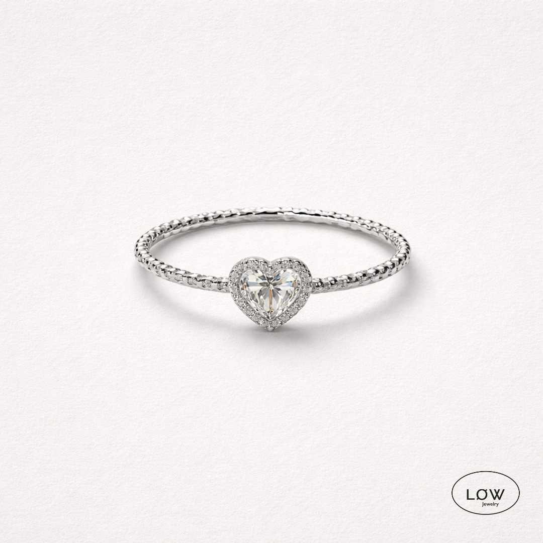 Amour Twist Heart Ring Silver fra LØW Jewelry justerbar open ring