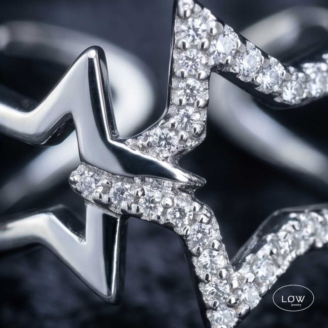 Astrielle Linked Star Open Ring Silver fra LØW Jewelry justerbar