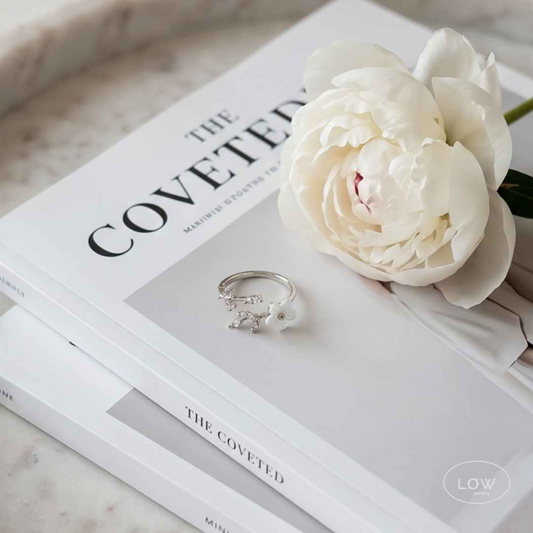 Bloom Grace Open Ring fra LØW Jewelry 925 Sterling sølv justerbar ring