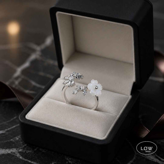 Bloom Grace Open Ring fra LØW Jewelry 925 Sterling sølv justerbar ring