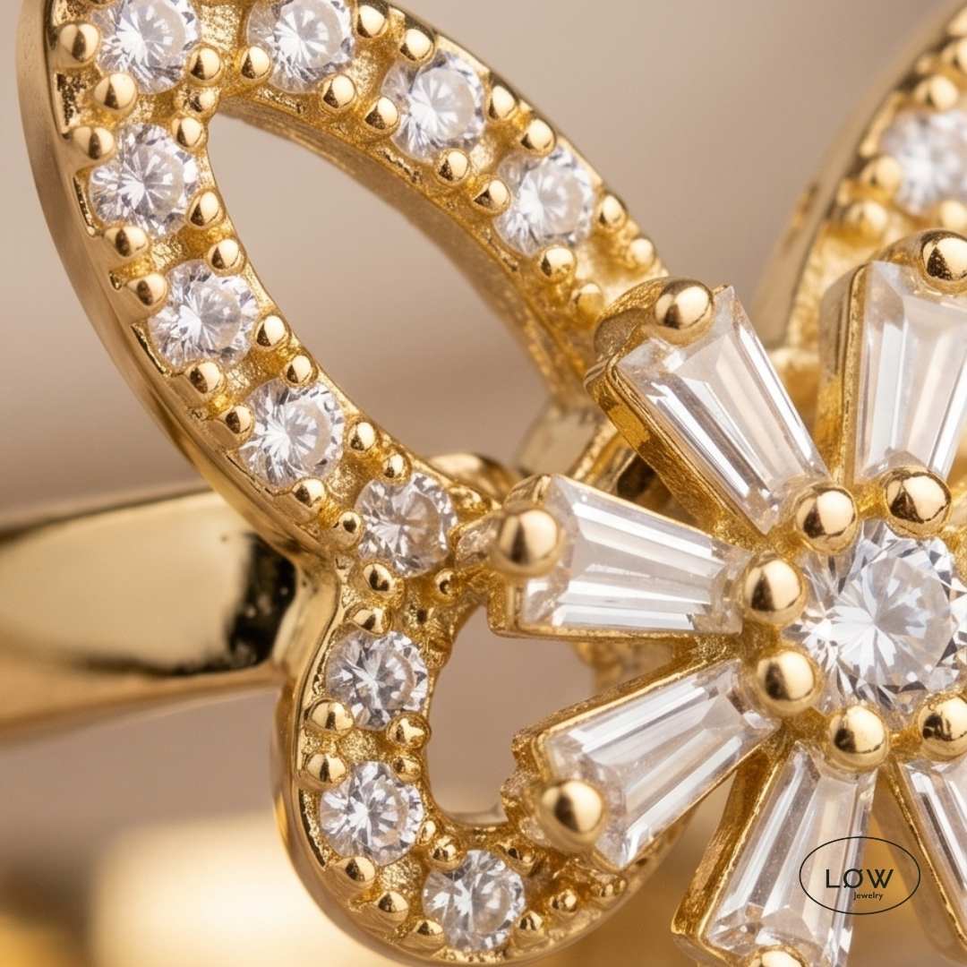 Butterfly Spinner Ring Gold fra LØW Jewelry fidget stress ring