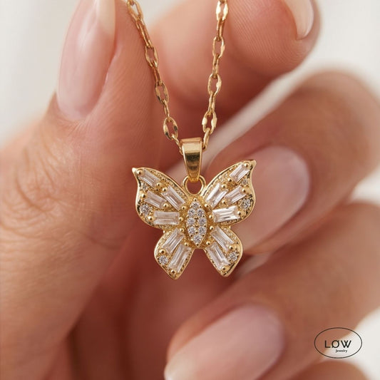 Butterfly Zircon Necklace Gold fra LØW Jewelry