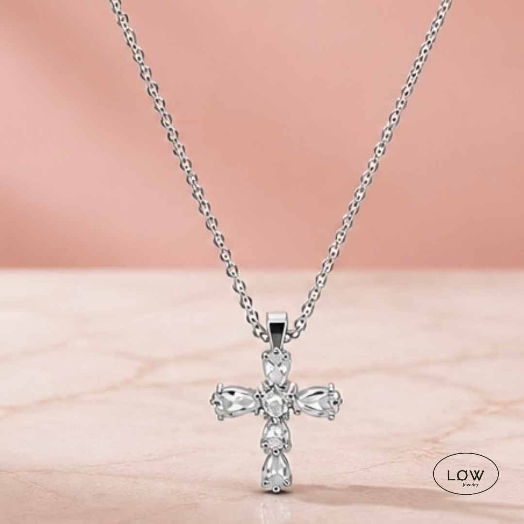 Celestial Cross Necklace Silver fra LØW Jewelry halssmykke med kors