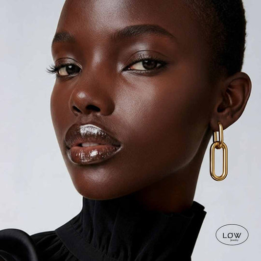 Chain Link Hoop Earrings Gold fra LØW Jewelry