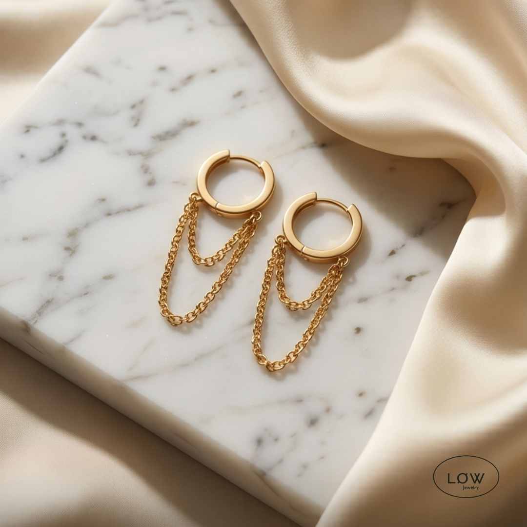 Chain Tassel Hoop Earrings Gold fra LØW Jewelry