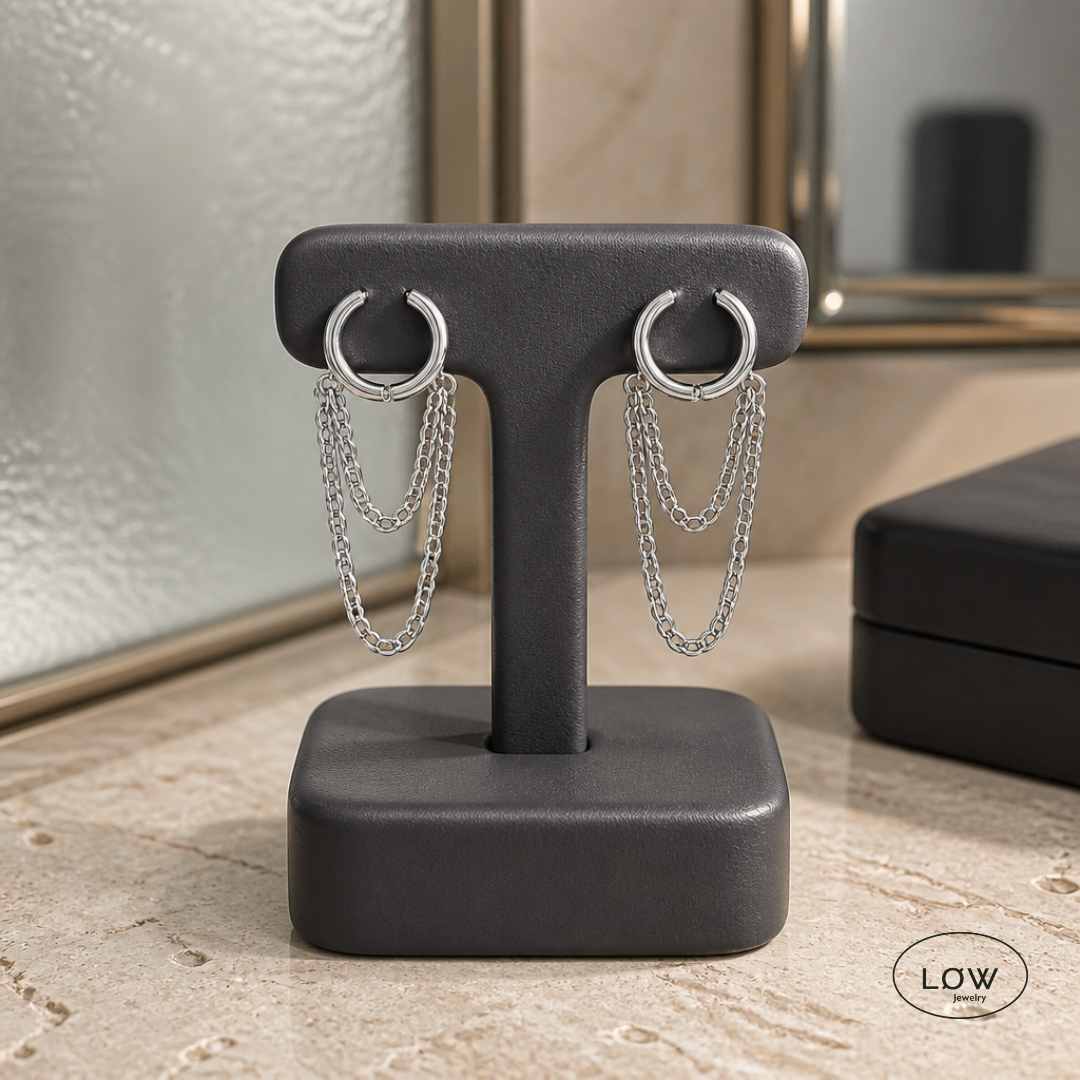 Chain Tassel Hoop Earrings Silver fra LØW Jewelry