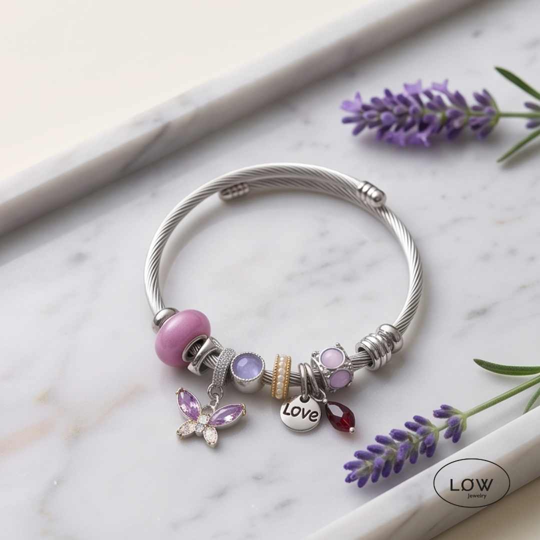 Charms armbånd Butterfly LØW – rosa eller lilla rhinestones ferdig fylt charmsarmbånd LØW Jewelry