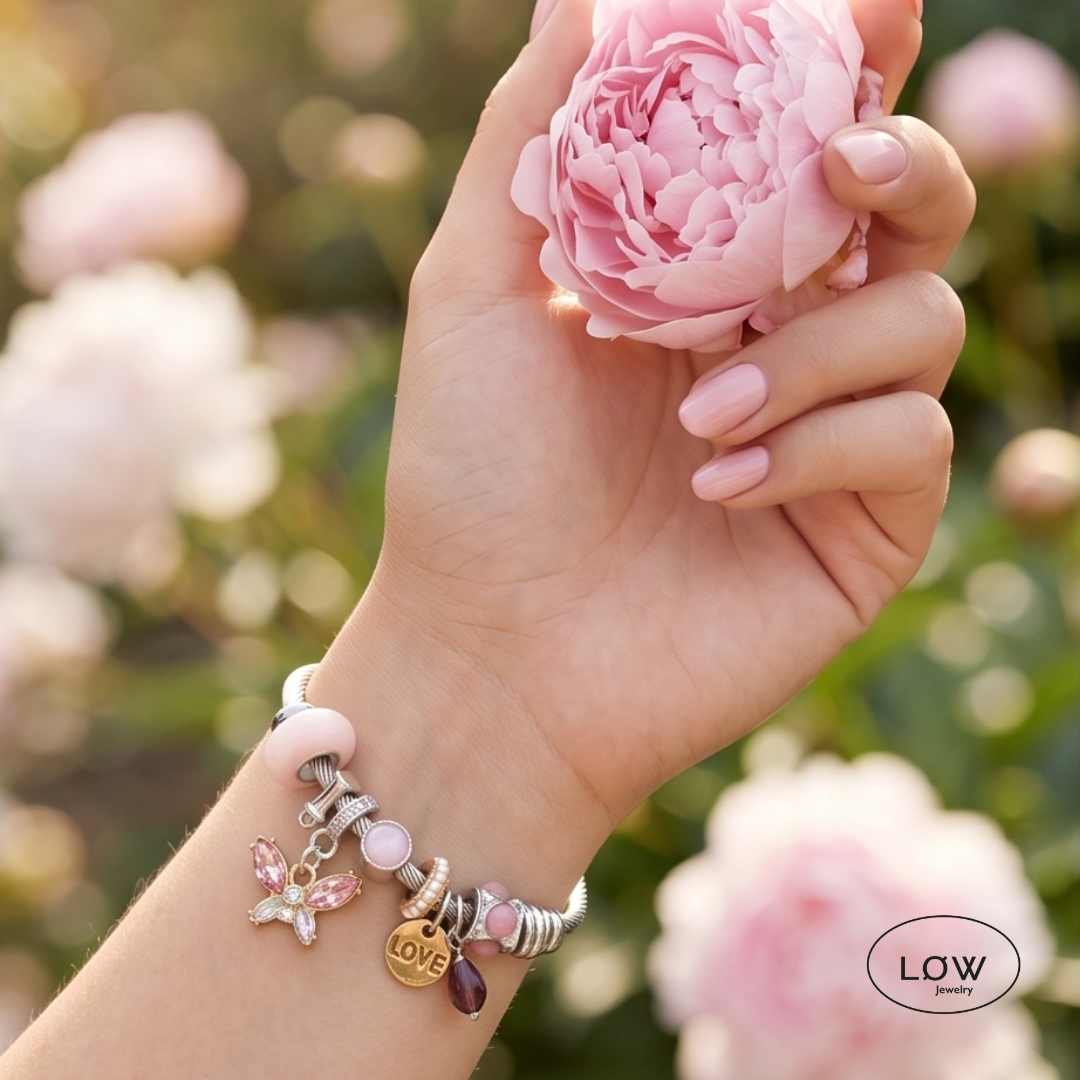Charms armbånd Butterfly LØW – rosa eller lilla rhinestones ferdig fylt charmsarmbånd LØW Jewelry
