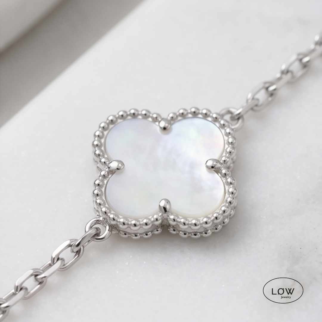 Firkløver armbånd Color Clover Bracelet – 18K White Gold fra LØW Jewelry
