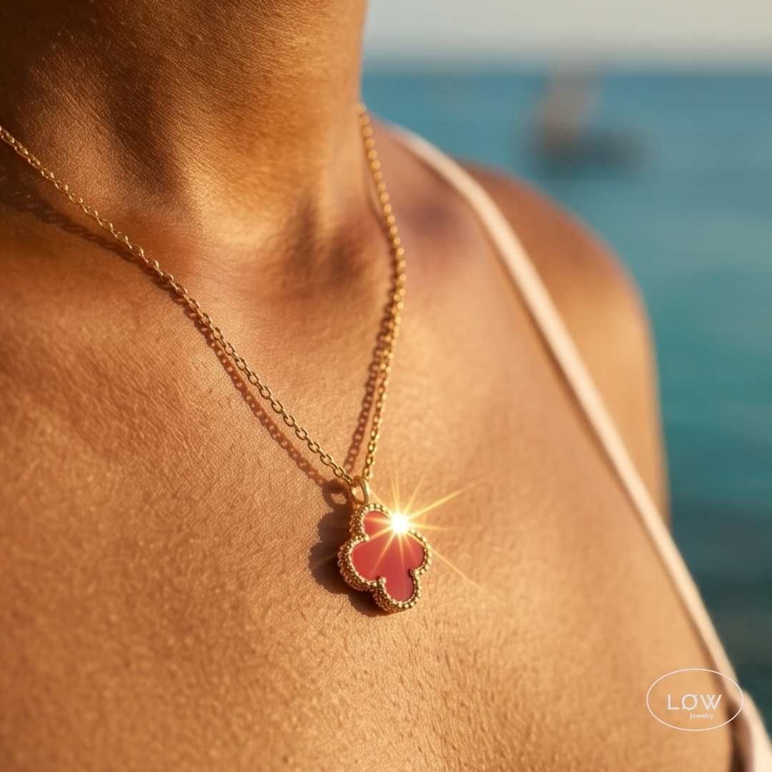 Firkløver halssmykke Color Clover Necklace – 18K Gold fra LØW Jewelry
