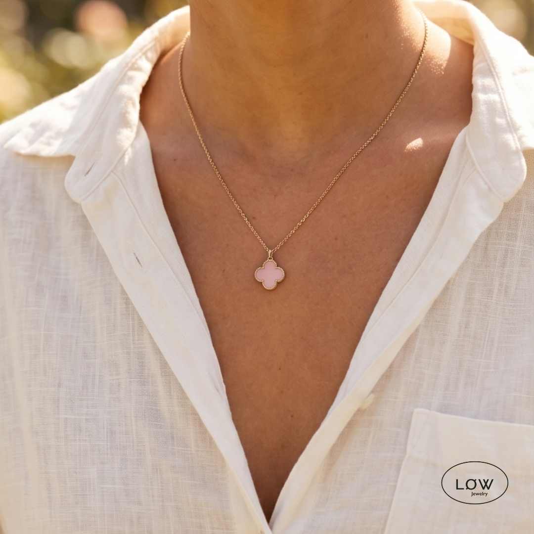 Firkløver halssmykke Color Clover Necklace – 18K Gold fra LØW Jewelry