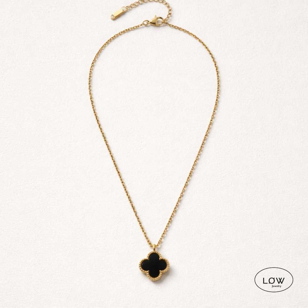 Firkløver halssmykke Color Clover Necklace – 18K Gold fra LØW Jewelry