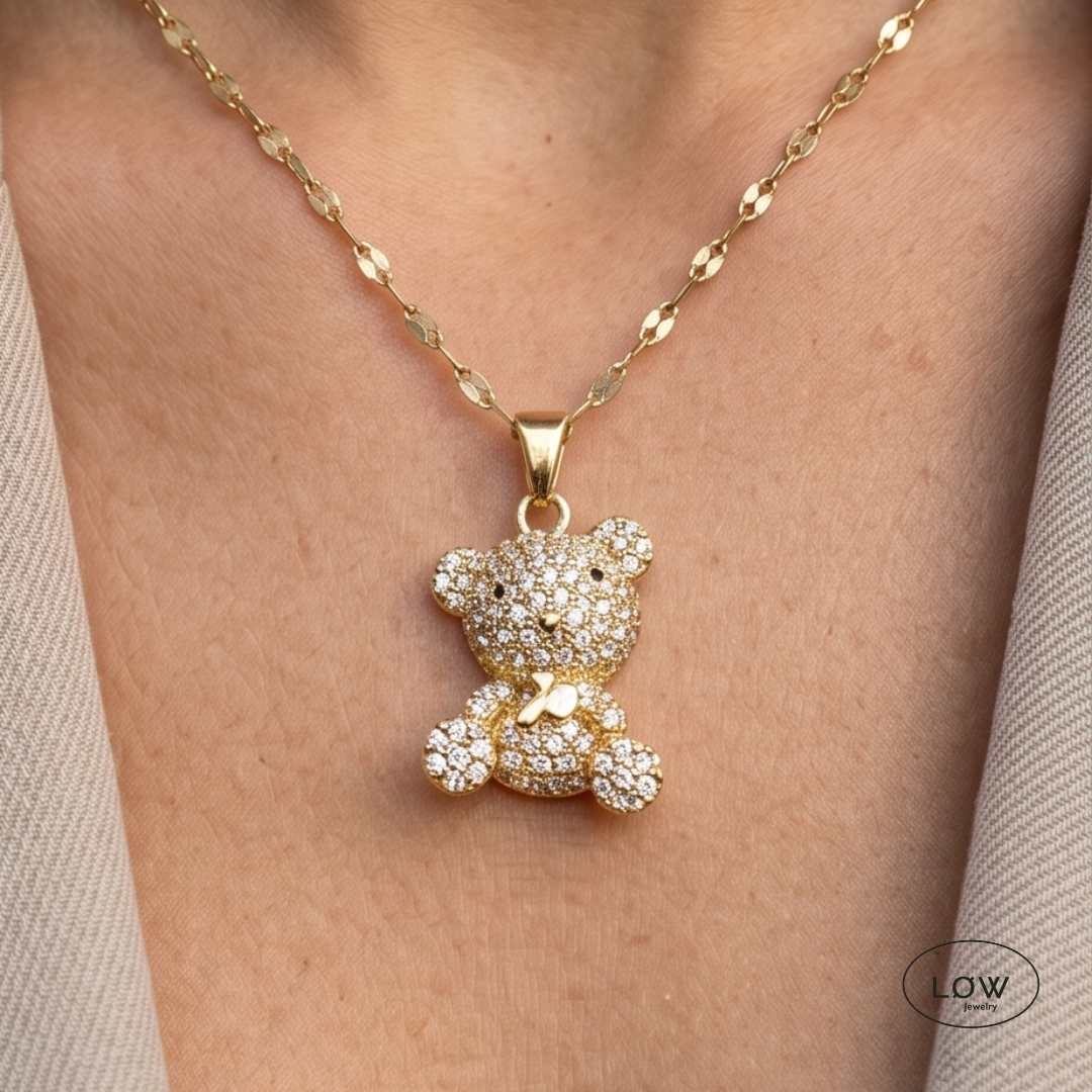 Smykke Crystal Teddy Bear Necklace Gold halssmykke LØW Jewelry