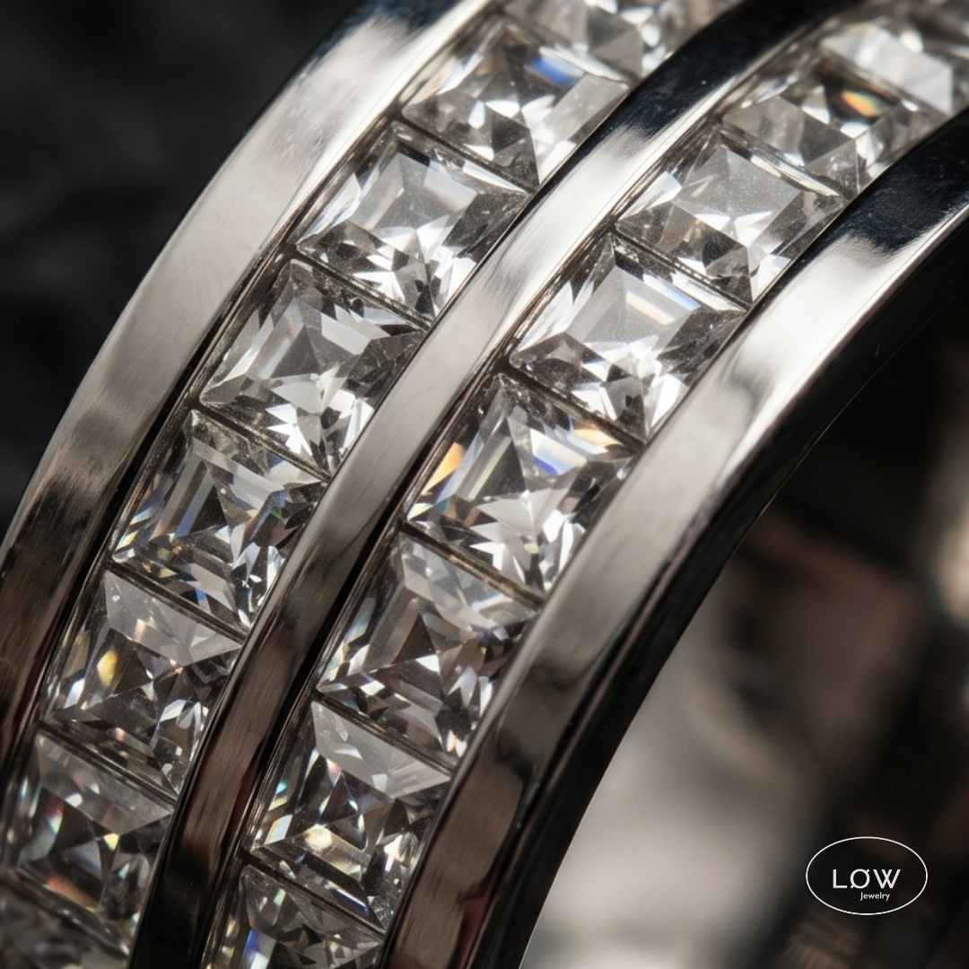 Double Zircon Eternity Ring White Gold fra LØW Jewelry stainless steel platet 18K white gold