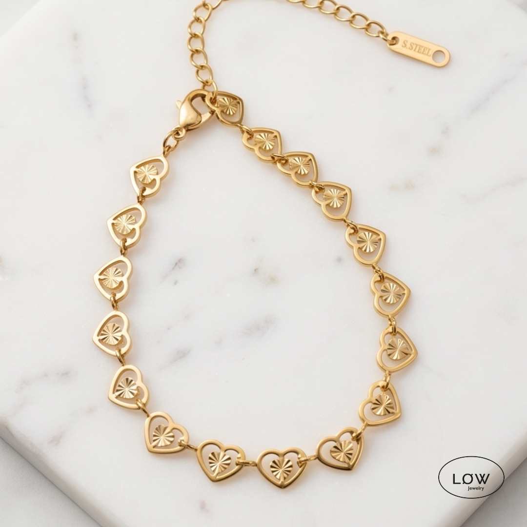Double Heart Pendant Bracelet