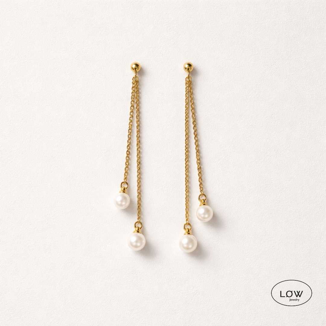 Élodie Pearl Drop Earrings Gold fra LØW Jewelry