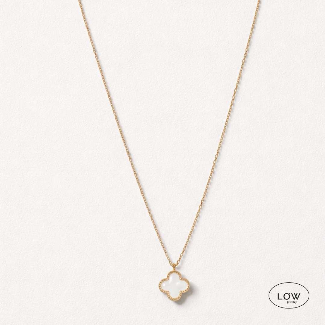 Firkløver halssmykke Color Clover Necklace – 18K Gold fra LØW Jewelry