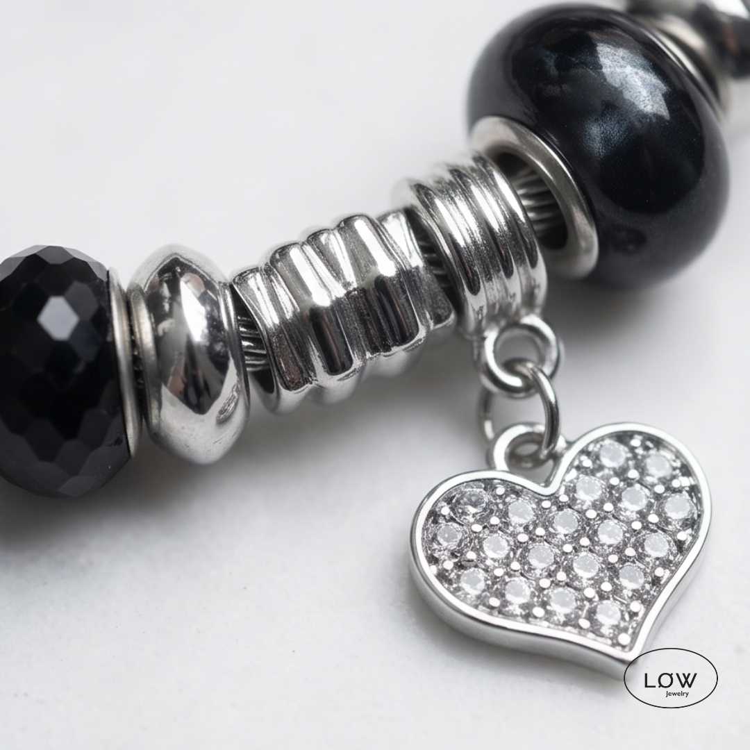 Heart Charms Bracelet LØW – charms armbånd med hjerte charms svart LØW Jewelry
