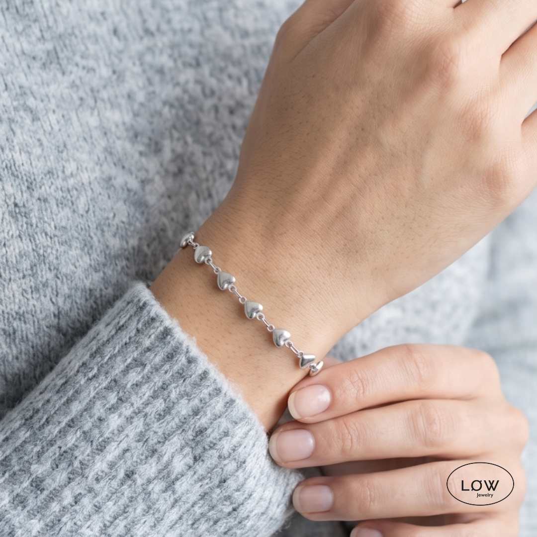 Armbånd Heart Chain rustfritt stål belagt med 18K hvitt gull. LØW Jewelry
