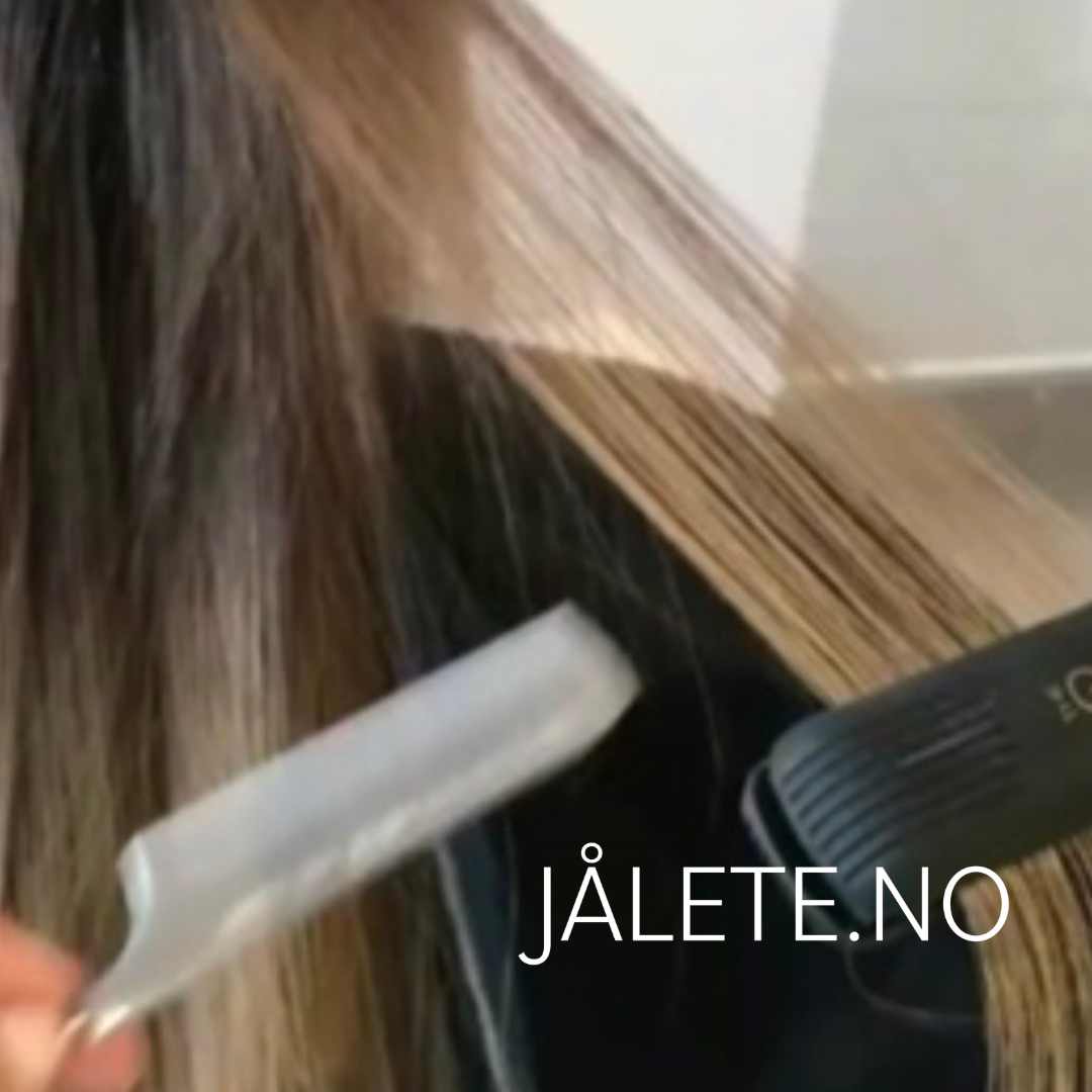 Påføring av KeraCoffee Vegan keratinbehandling hjemme for å redusere frizz og gi glattere hår
