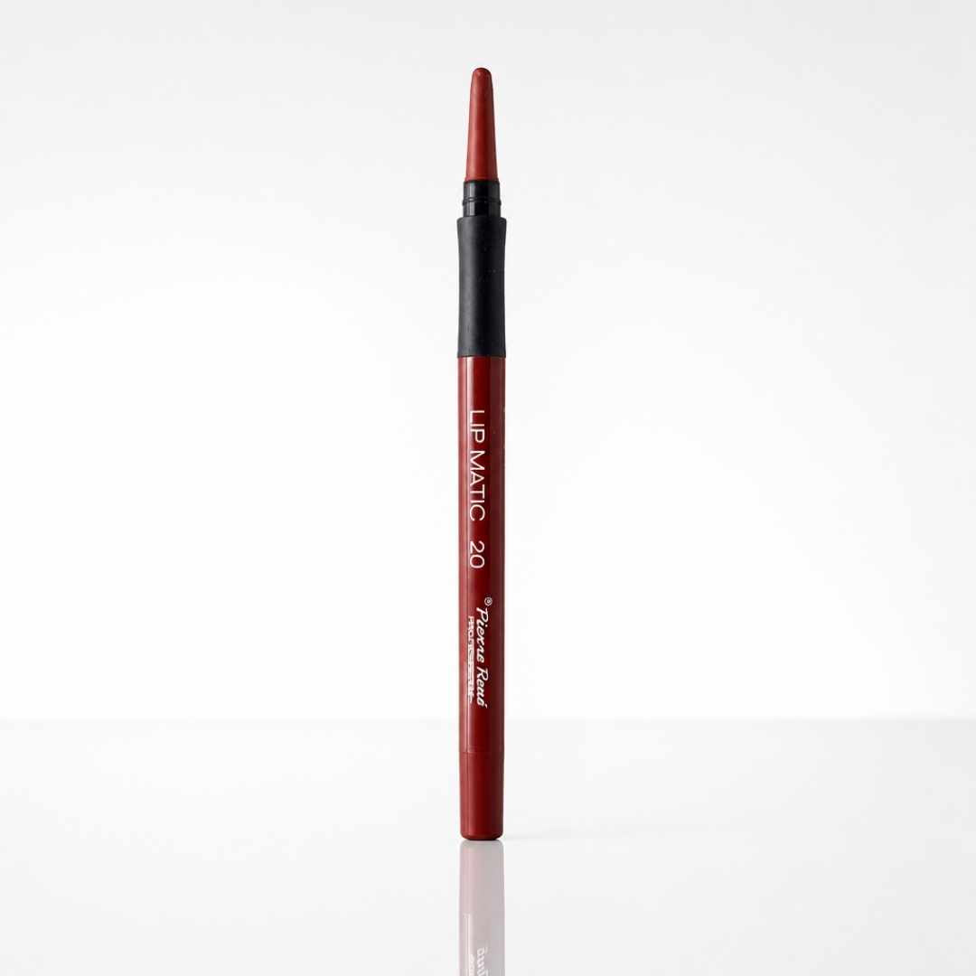  Pierre René Lip Matic Lipliner er en vannfast lipliner i twist-format (ingen spissing) som gir presis definisjon og bedre hold under gloss eller lip oil.