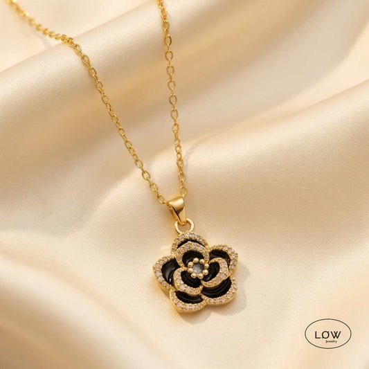 Noir Rose Necklace Gold | Sort rose halskjede dame halssmykke LØW Jewelry