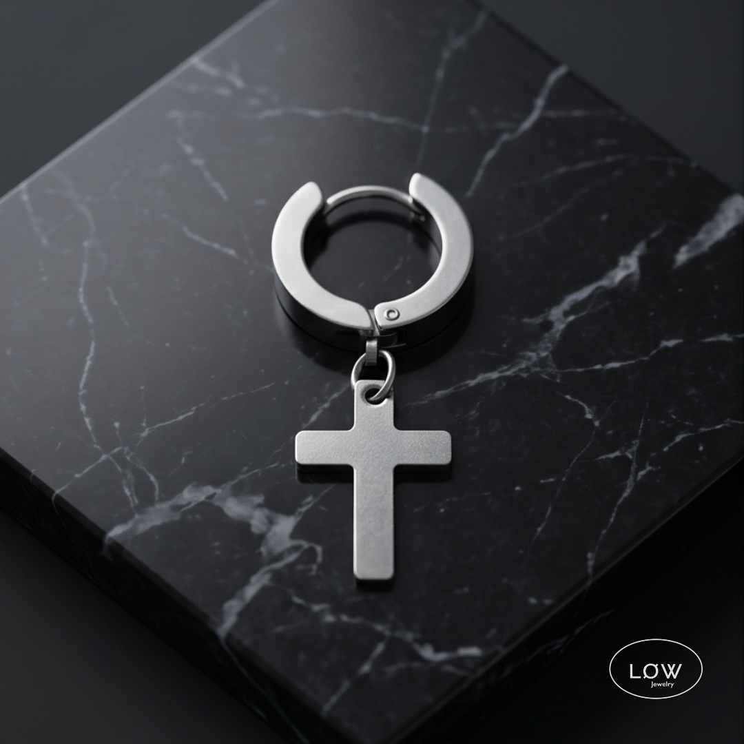 Obsidian Cross Hoop Earring Silver fra LØW Jewelry ørering med kors