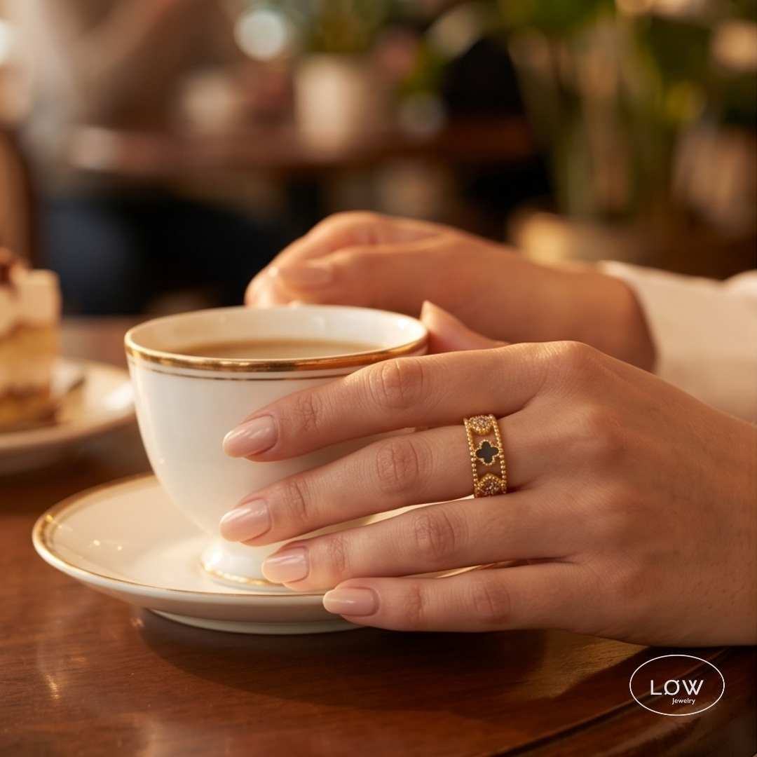 Open Ring Vintage Clove fra LØW Jewelry justerbare ring med firkløver