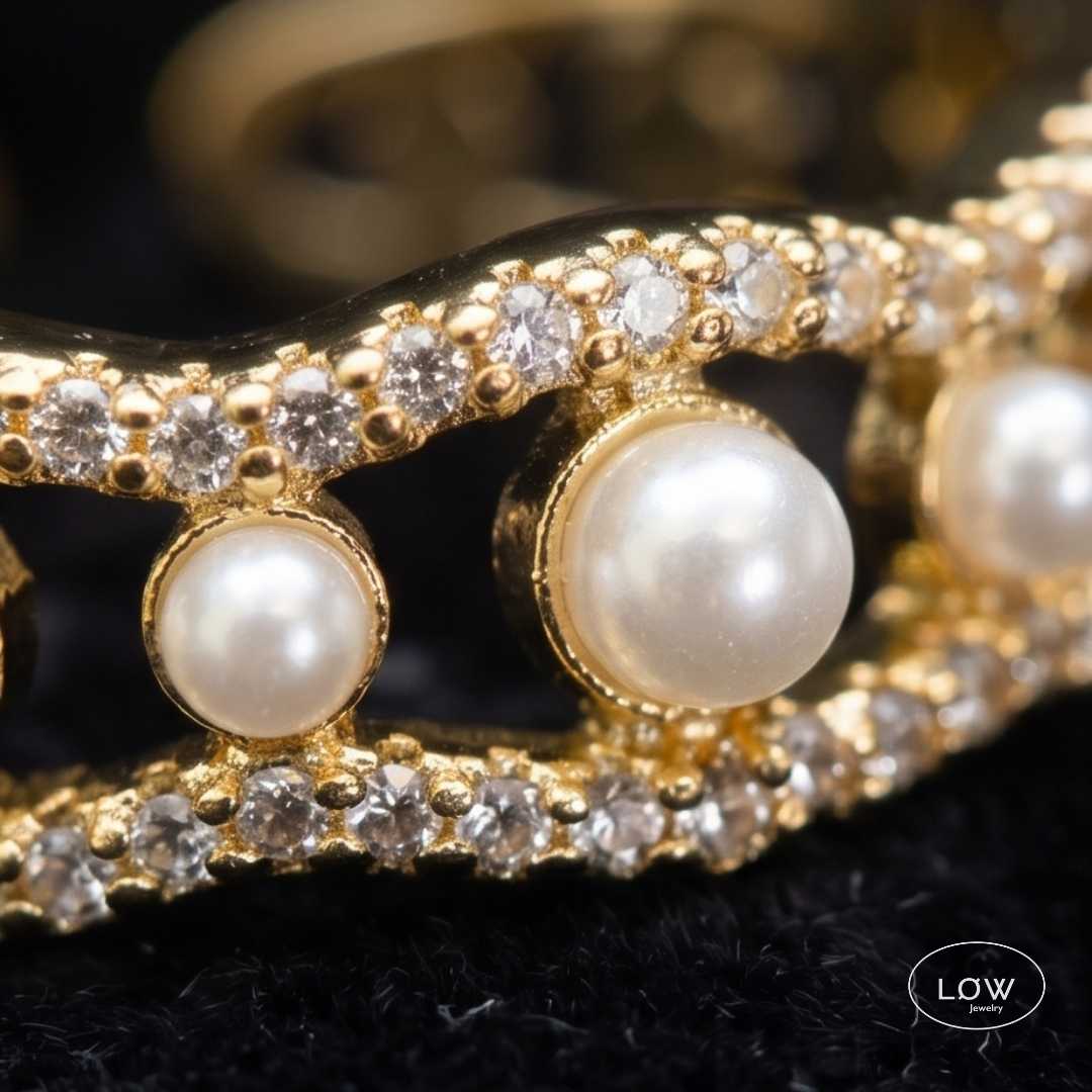Perla Lumière Open Ring Gold fra LØW Jewelry