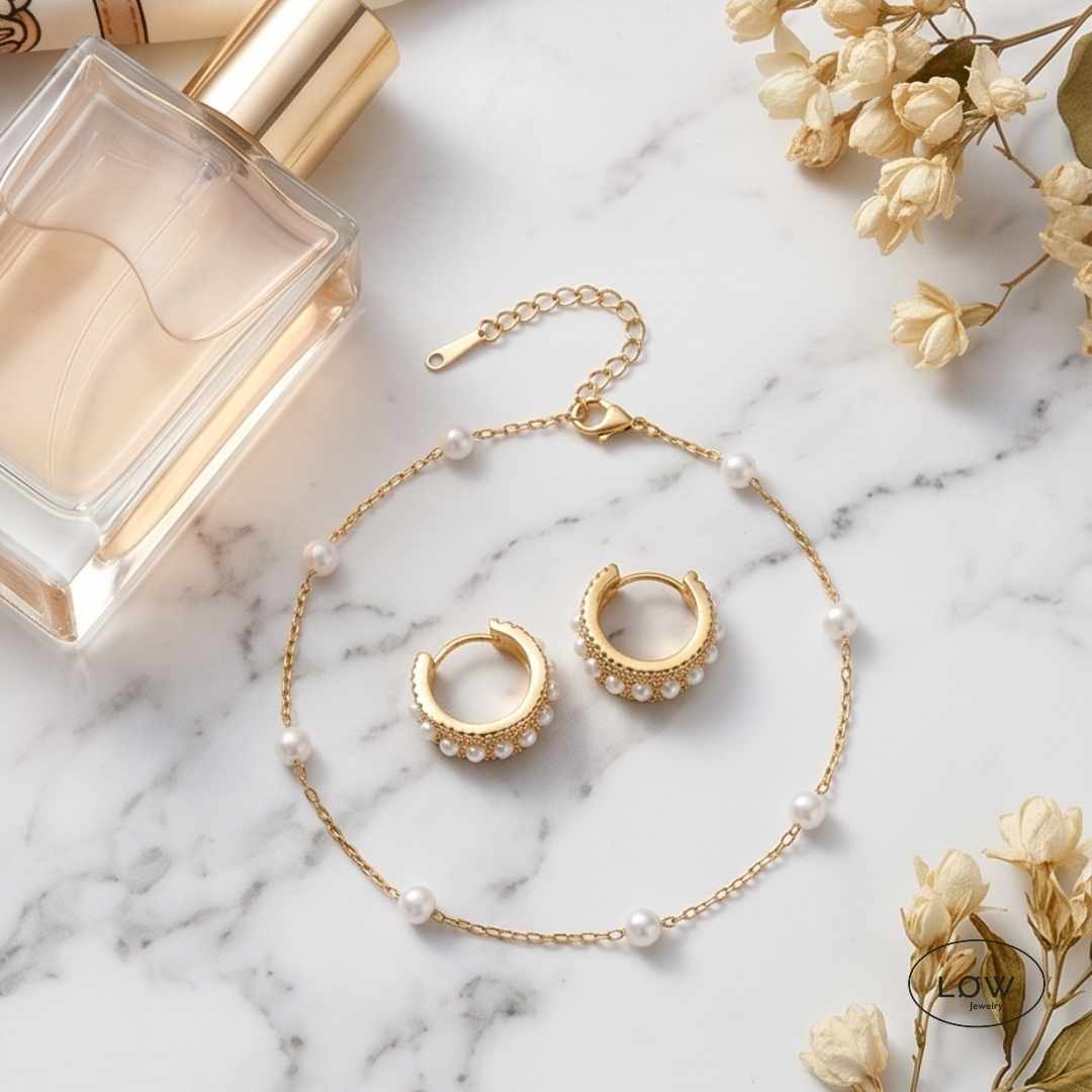 Perléa Pearl Collection Bundle Gold fra LØW Jewelry