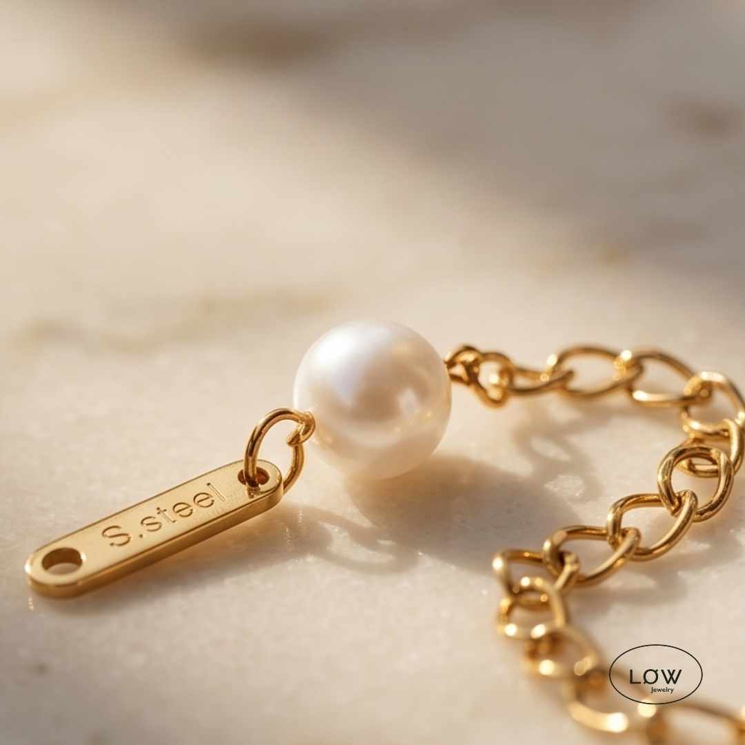 Perléa Pearl Bracelet Gold fra LØW Jewelry armbånd