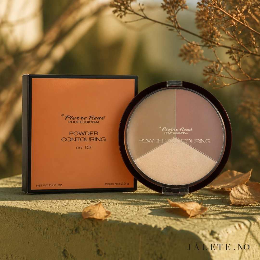 Multifunksjonell contouring-palett med bronzer, blush og highlighter. Høyt pigmentert, lett å blende og svært drøy. Made in EU.