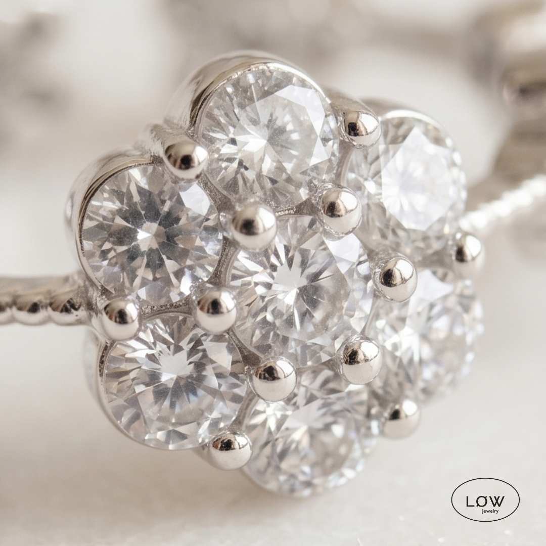 Romantic Flower Adjustable Ring Silver fra LØW Jewelry open ring