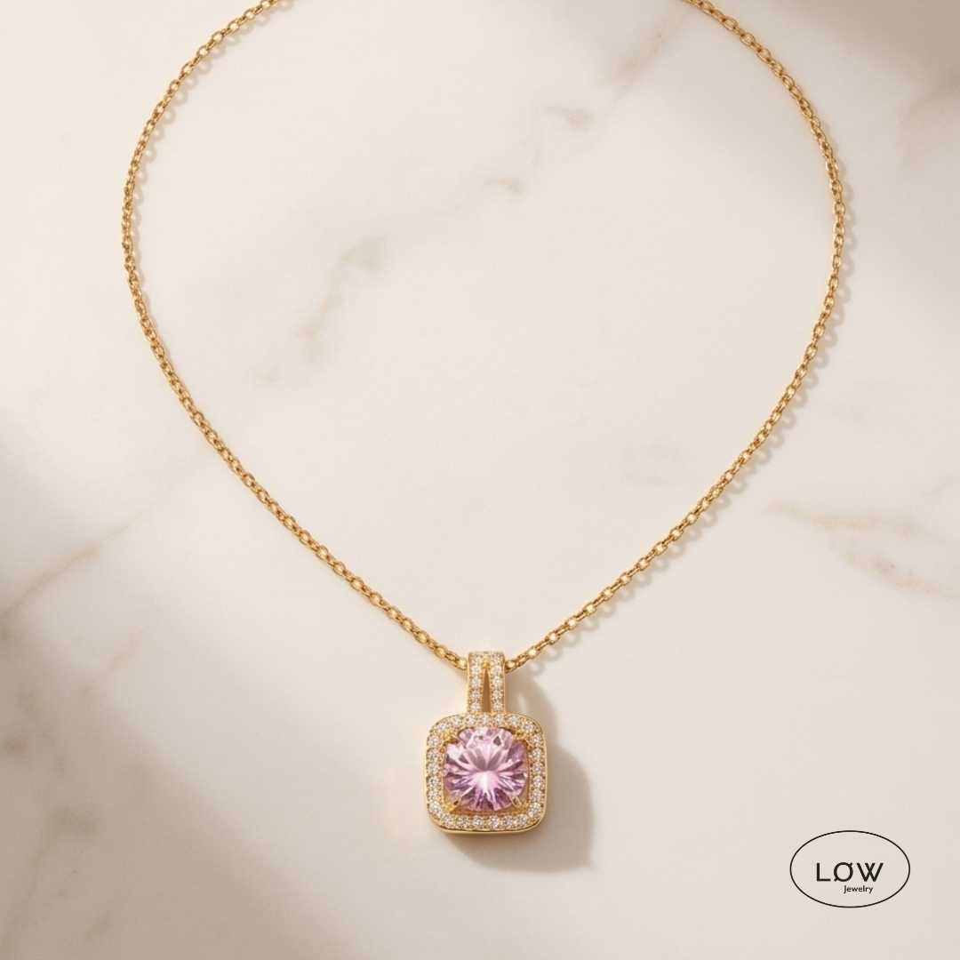 Rosé Square Necklace Gold fra LØW Jewelry smykke halssmykke