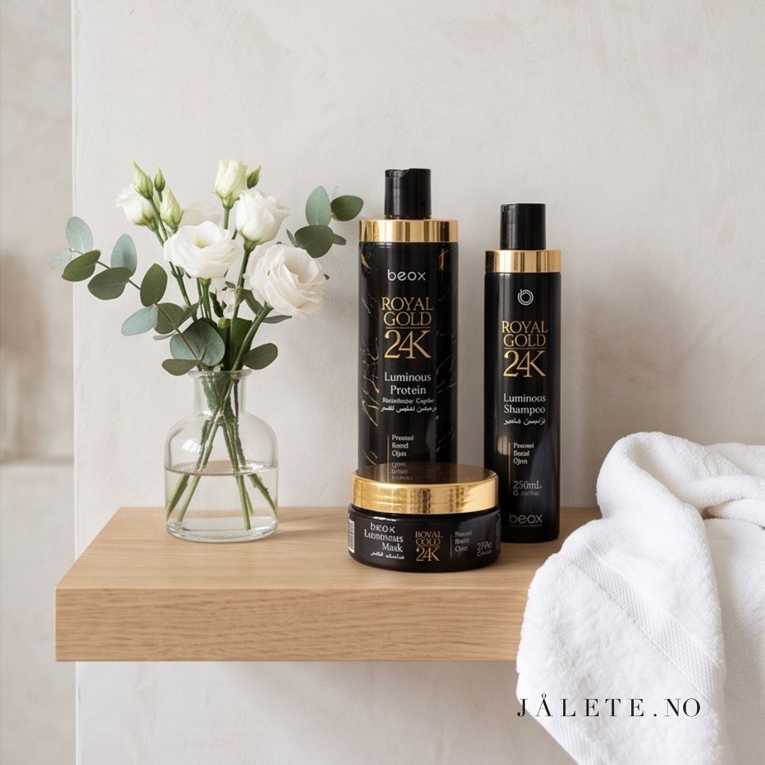 Royal Gold 24K bundle med 500 ml keratinbehandling, 250 ml shampoo og 250 ml masque. For mindre frizz, glans og pleie til tørt og behandlet hår.