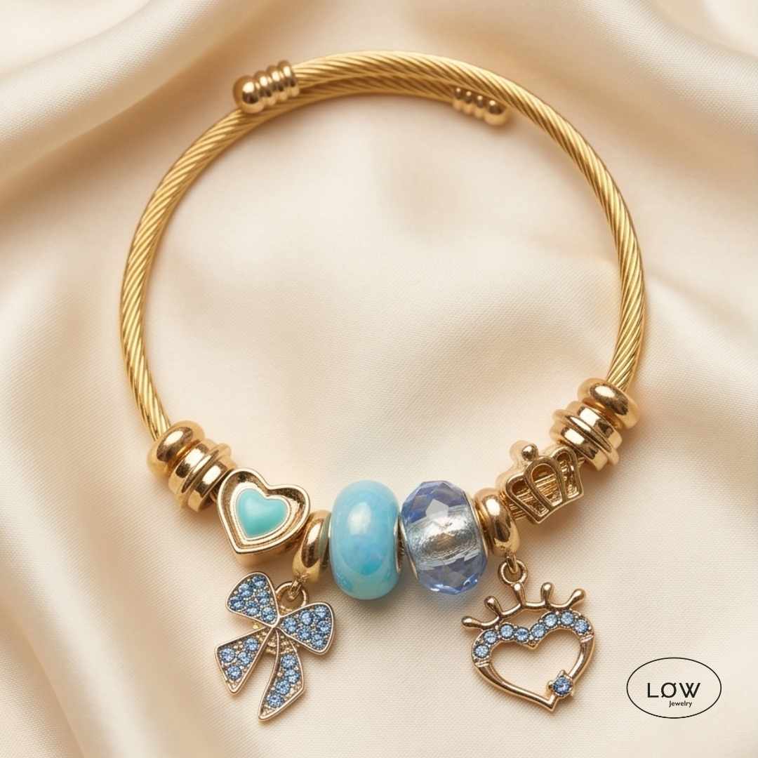 Sapphire Dream Charms Bracelet Gold | Charms armbånd gull charms armbånd ferdig fylt fra LØW Jewelry