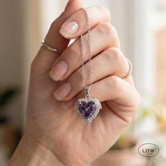 Smykke Saturn Heart Wings Necklace Silver halssmykke LØW Jewelry