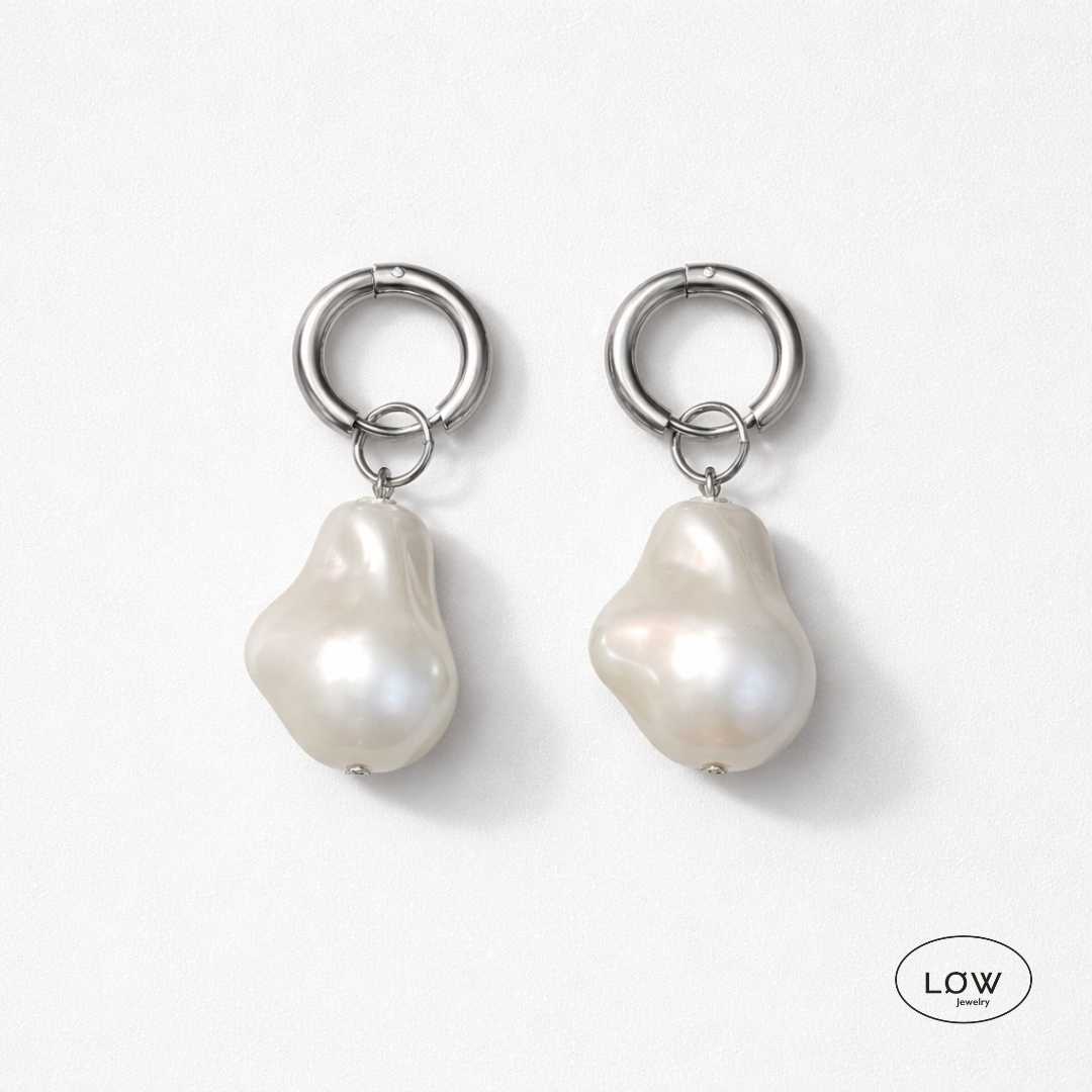 Hoops øreringer Silver Baroque Pearl Hoop Earrings ørepynt med kunstige perler LØW Jewelry