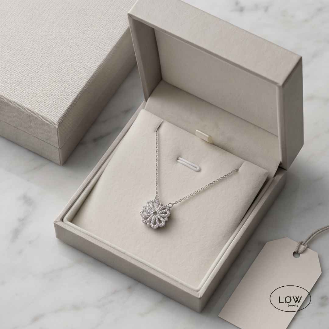 Halssmykke Silver Convertible Clover Heart Necklace LØW Jewelry