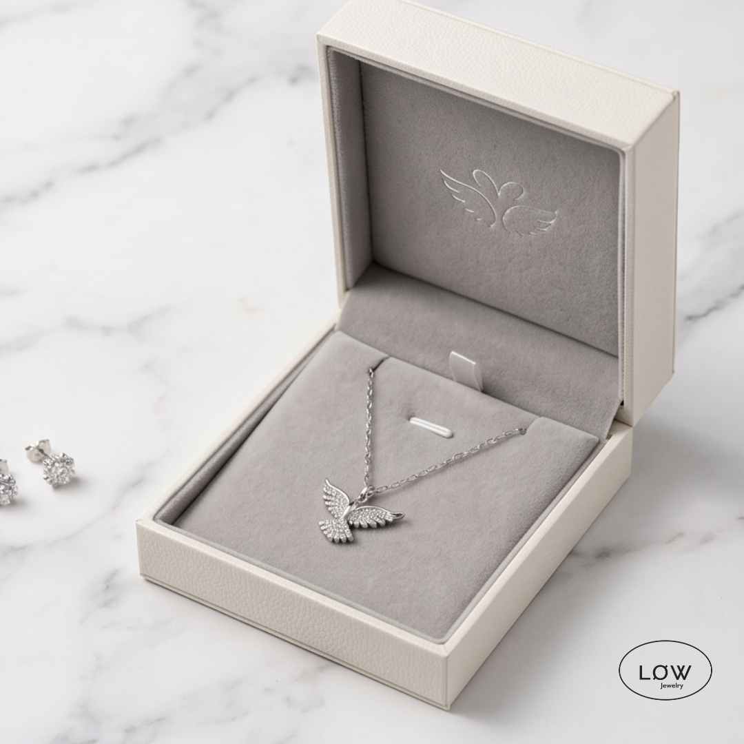 Halssmykke Silver Dove Zircon Necklace LØW Jewelry
