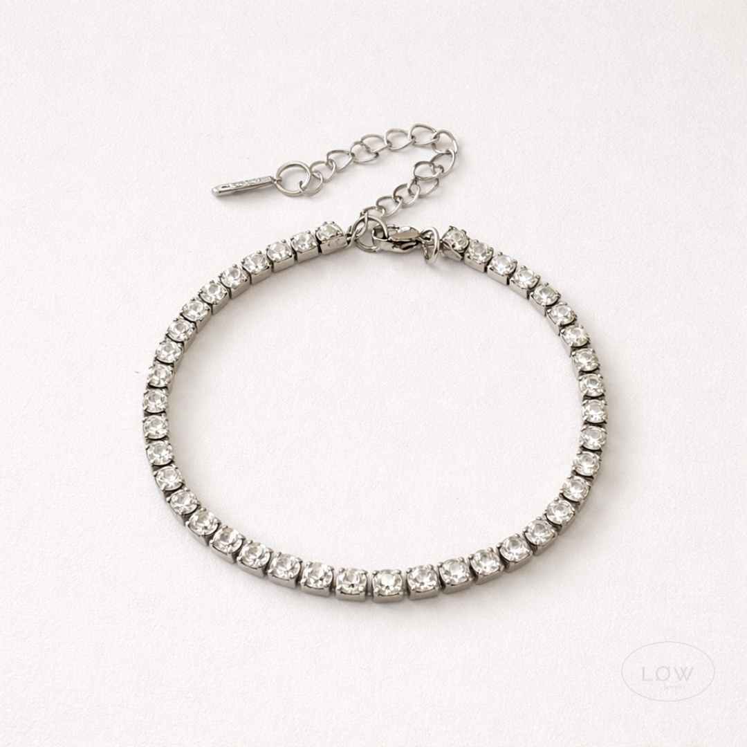 Silver Radiance Tennis Bracelet fra LØW Jewelry stainless steel