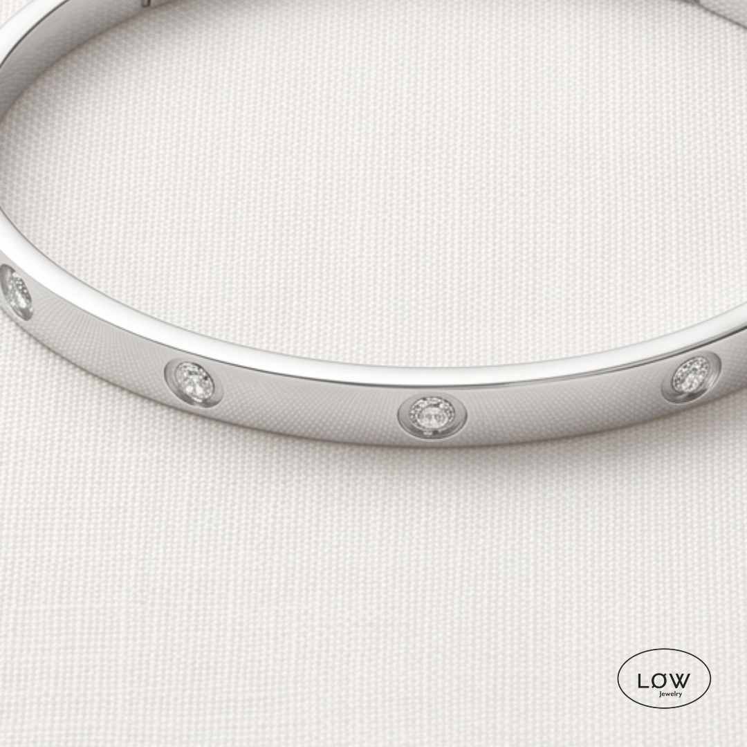 Silver Subtle Sparkle Click Bracelet fra LØW Jewelry armbånd med zircon armring